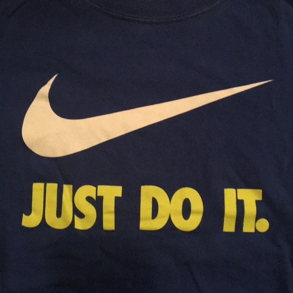 Kids blue Just Do It XL Nike tee - Picture 2 of 3